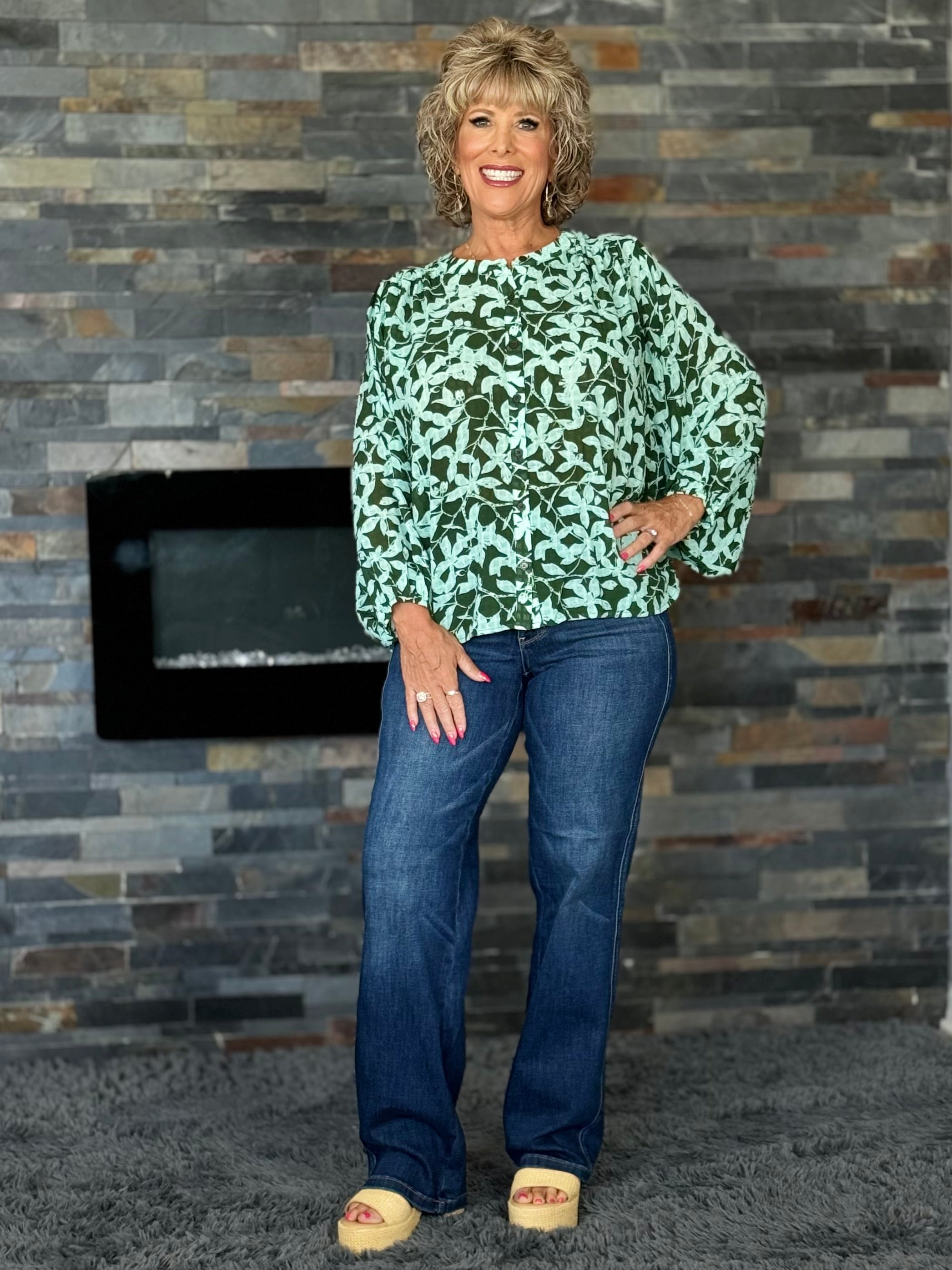 Long Sleeve Tops – The Teal Turtle Boutique