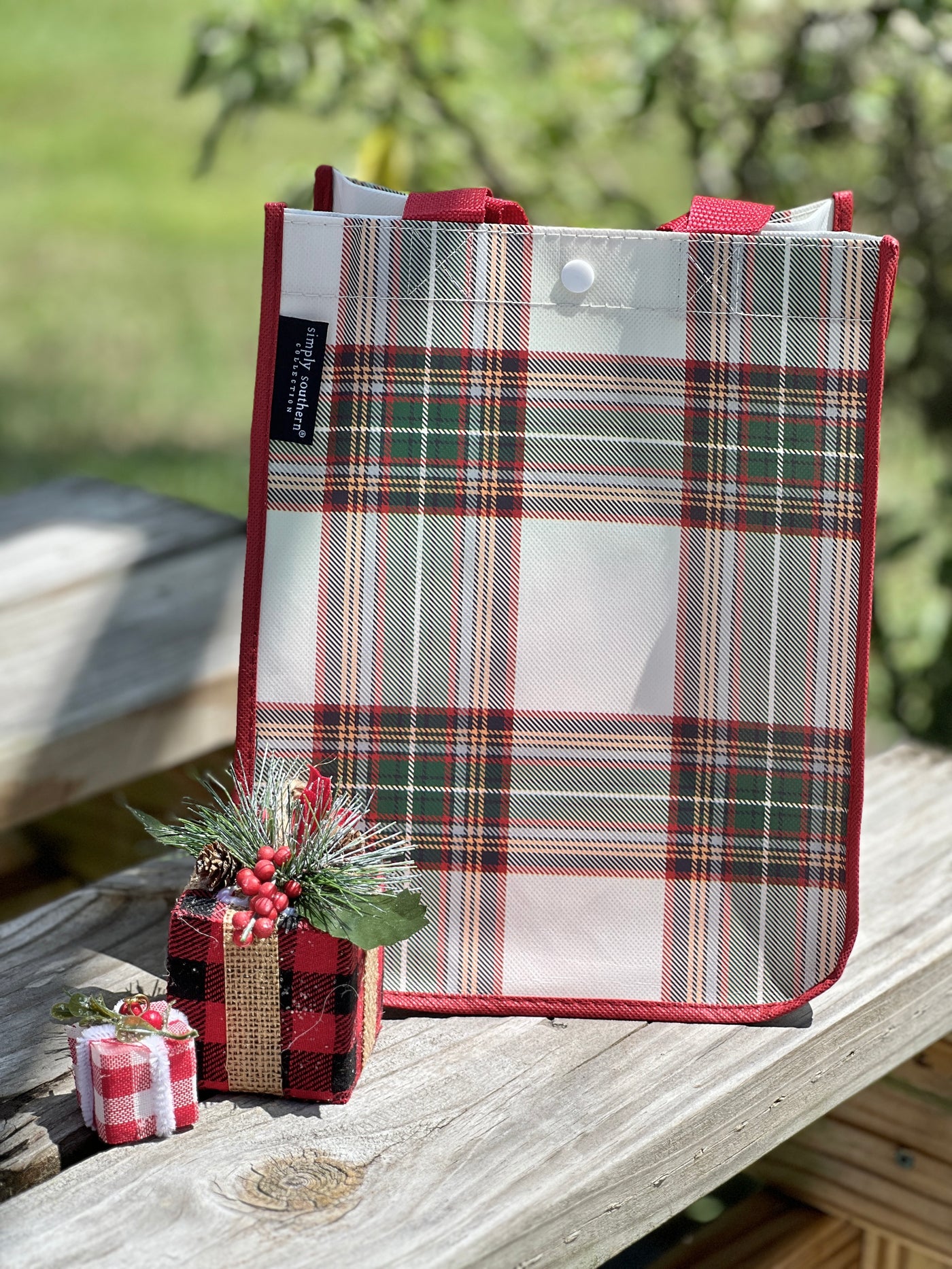 Holiday Totes By Simply Southern