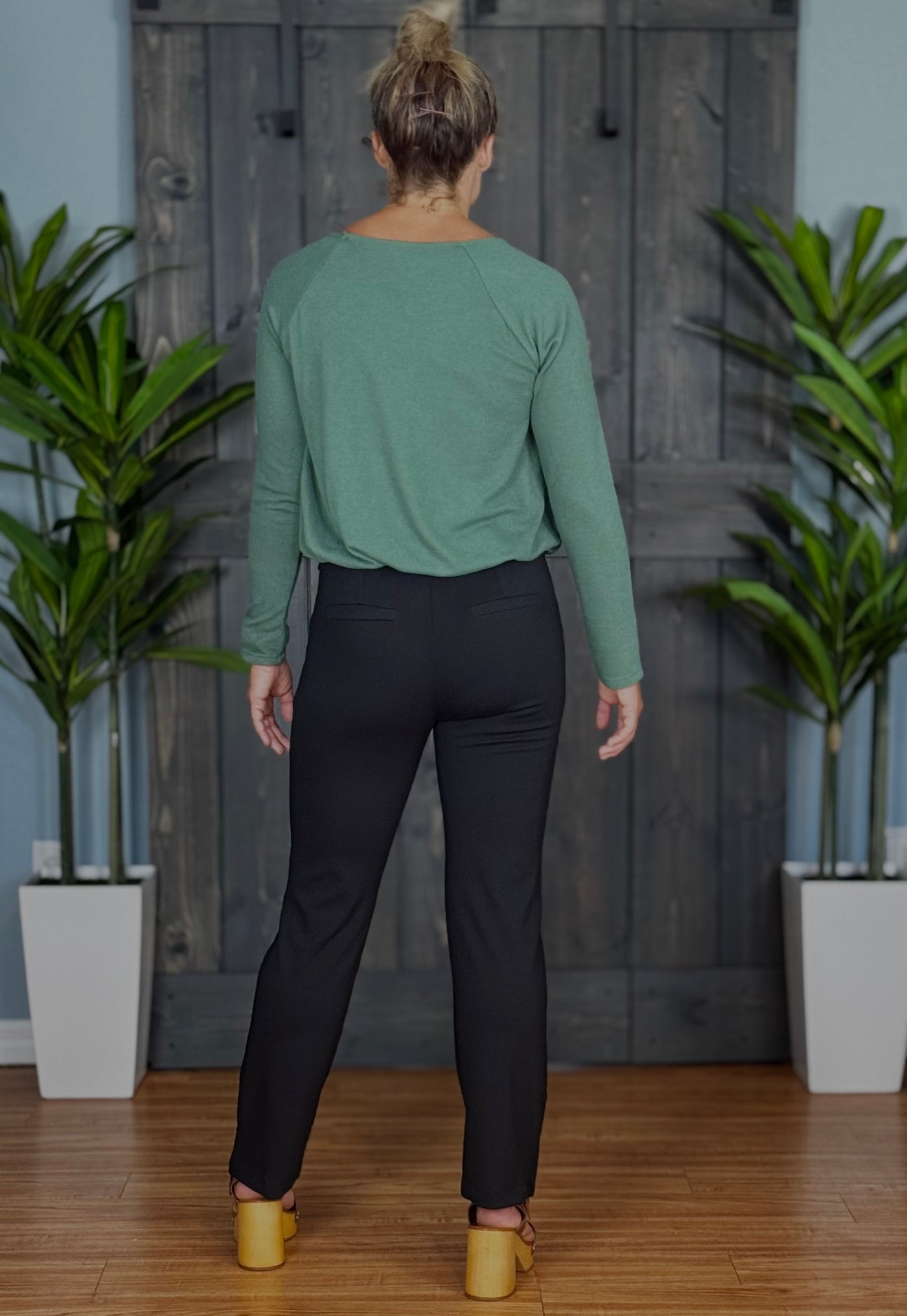 The Perfect Pant By Dear Scarlett - Straight / Black