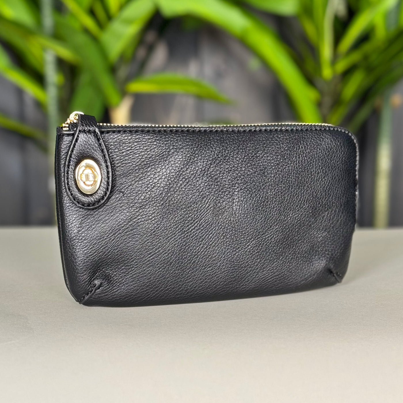 The Kendall Wristlet - Black