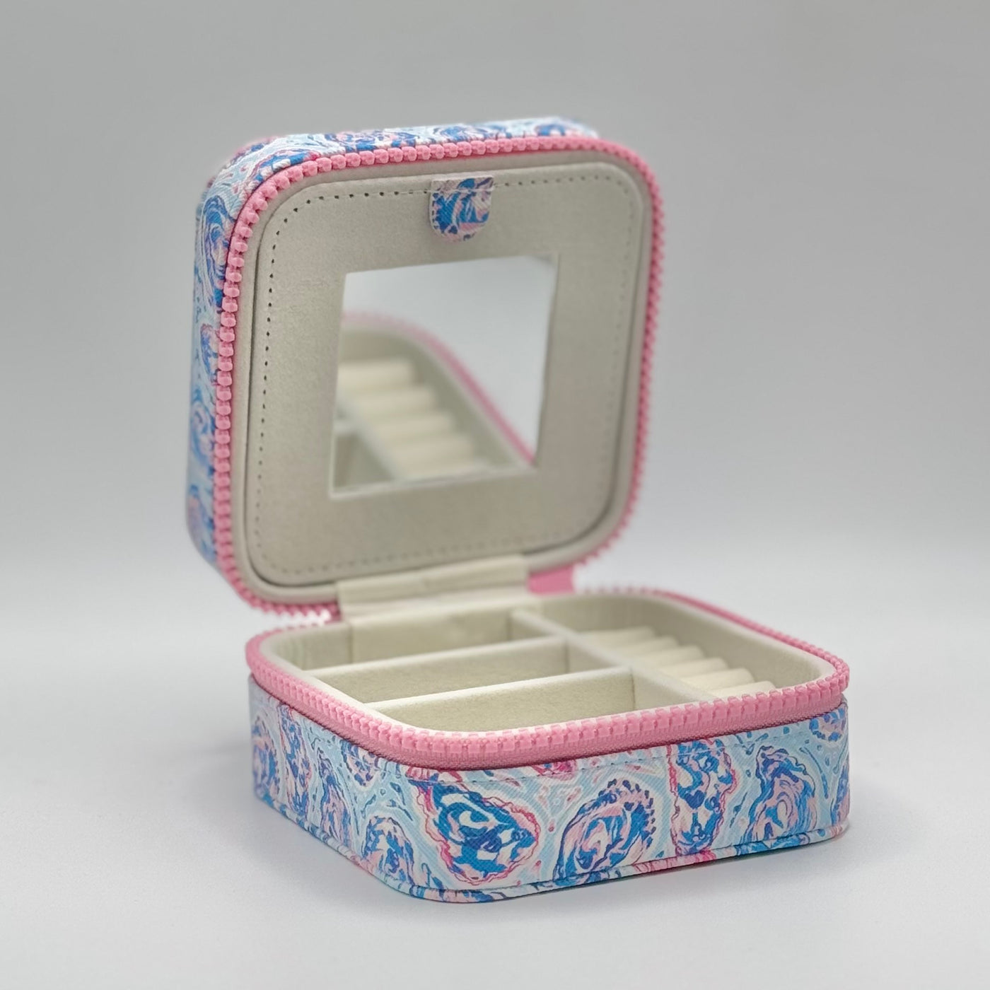 On The Go Girl Gear By Simply Southern - Jewelry Case / Oyster